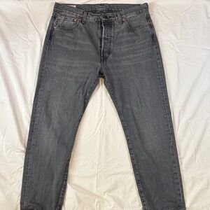 Levi's Men's Gray Straight Jeans
